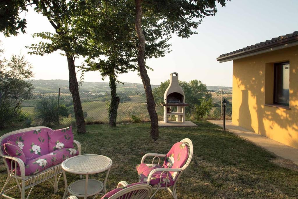 Casa Vacanze Angelica Ostra Vetere Exterior photo